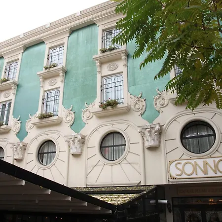 Sonno Boutique Rooms & Suites-3